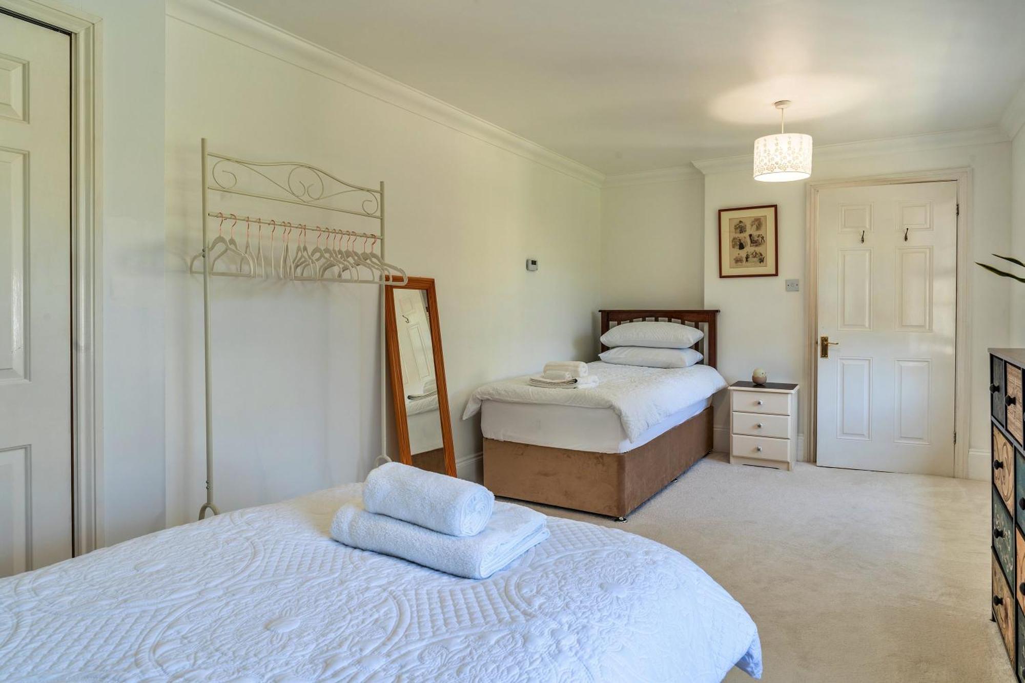 Finest Retreats - Nicely Tucked Away Cottage Torpoint Exterior photo